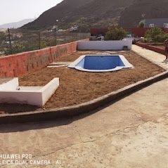 Piscinas Tenerife construcción piscina grande
